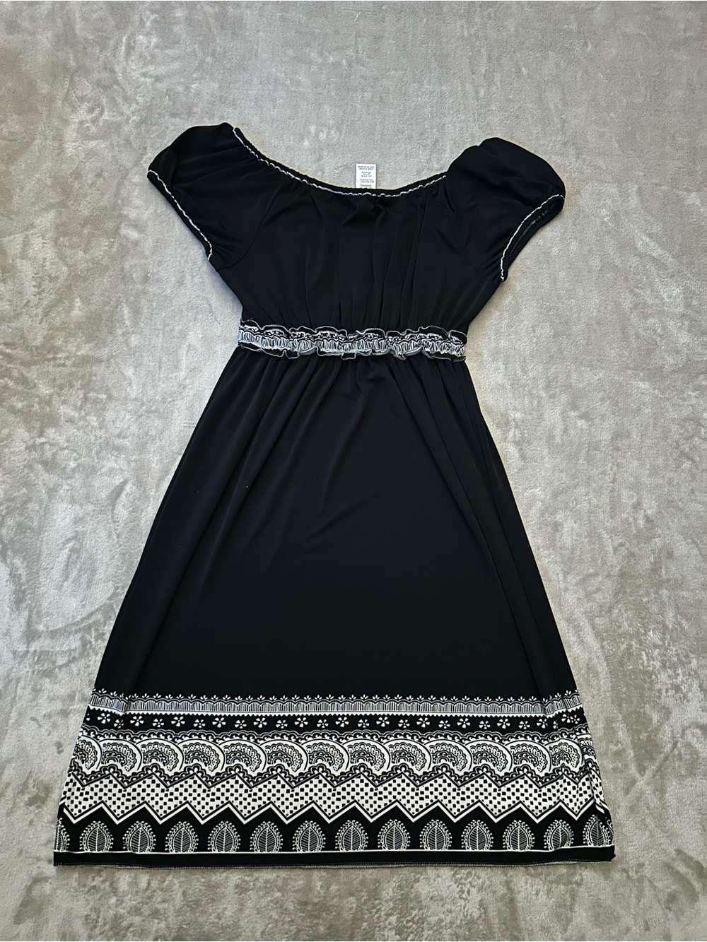 Max Studio Black Midi Dress with White Border Pattern Size M - Picture 5 of 5